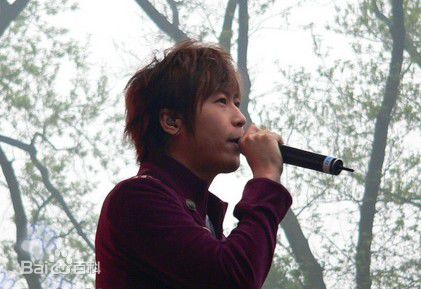 陈信宏(Ashin)阿信侧影生活照