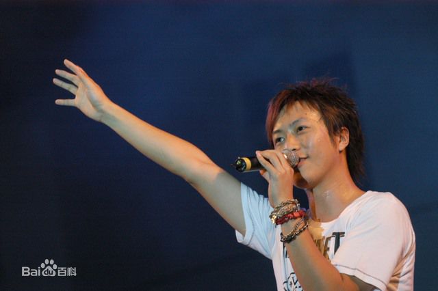 陈信宏(Ashin)阿信侧影生活照