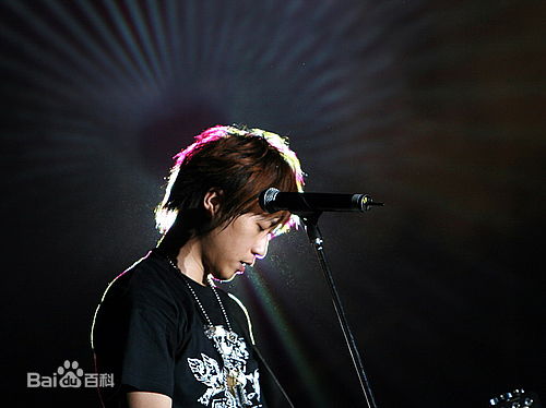 陈信宏(Ashin)阿信侧影生活照