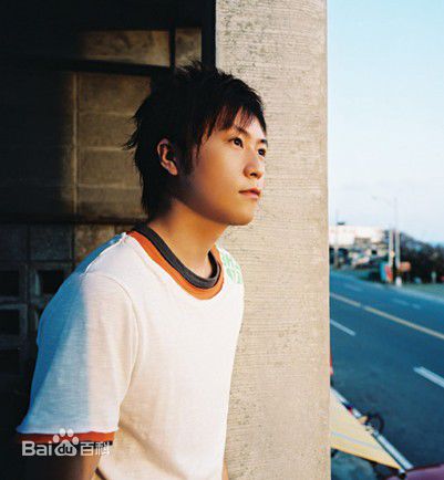 陈信宏(Ashin)阿信侧影生活照