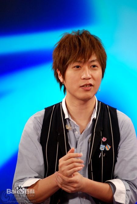 陈信宏(Ashin)牙缝王子--阿信前后照片