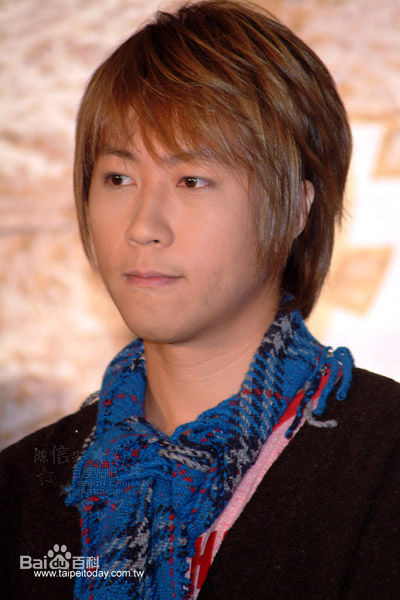 陈信宏(Ashin)03--11年 阿信素颜照壁纸