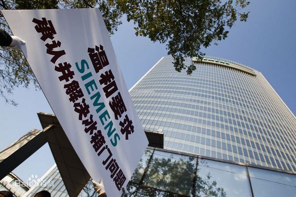 罗永浩前后照片