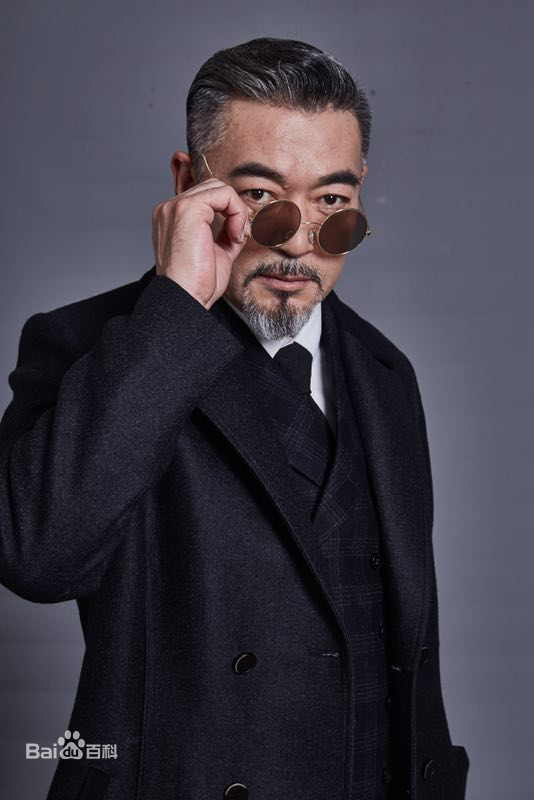 何涌生最新照壁纸