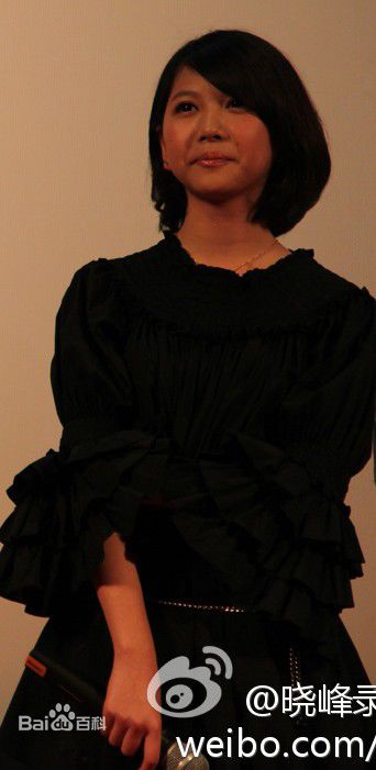 林依婷(Lea)出席活动壁纸壁纸