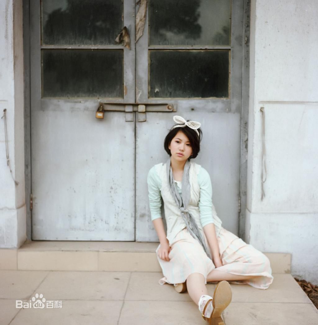 最全林依婷(Lea)在《像孩子一样》专辑中的壁纸