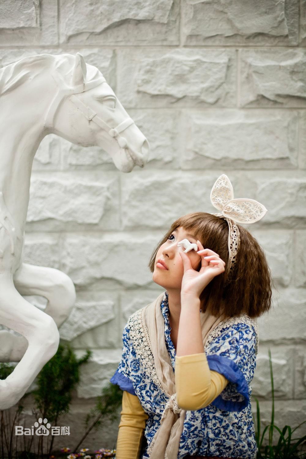 最全林依婷(Lea)在《像孩子一样》专辑中的壁纸