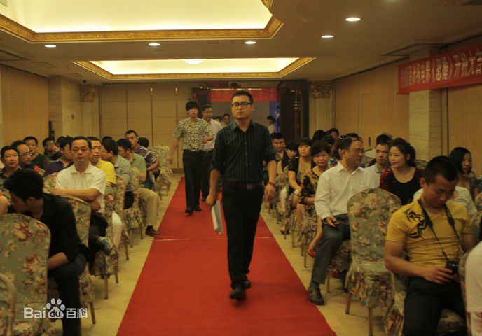 江耀鑫(YaoxinJiang)忍婚开机仪式素颜照相册