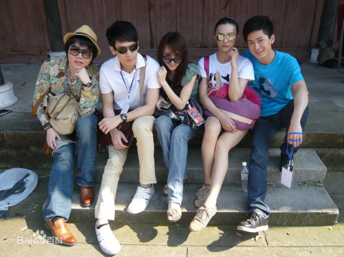 高骏生活照生活照相册