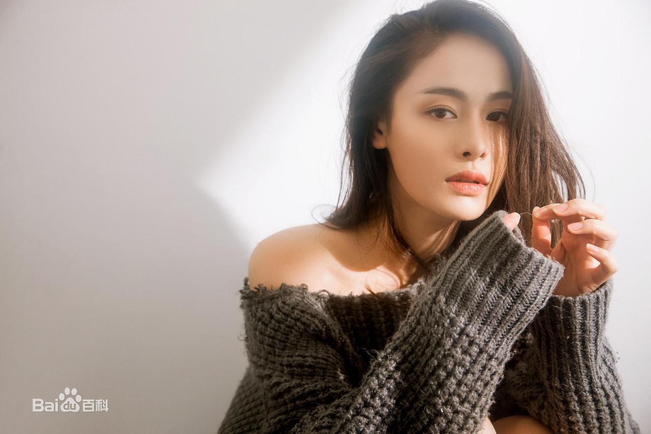 最全姜怡伊壁纸