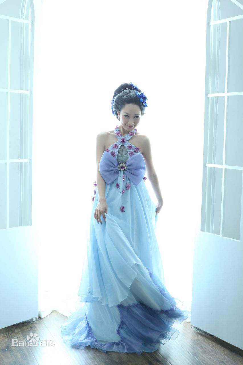 最全张绮烟素颜照