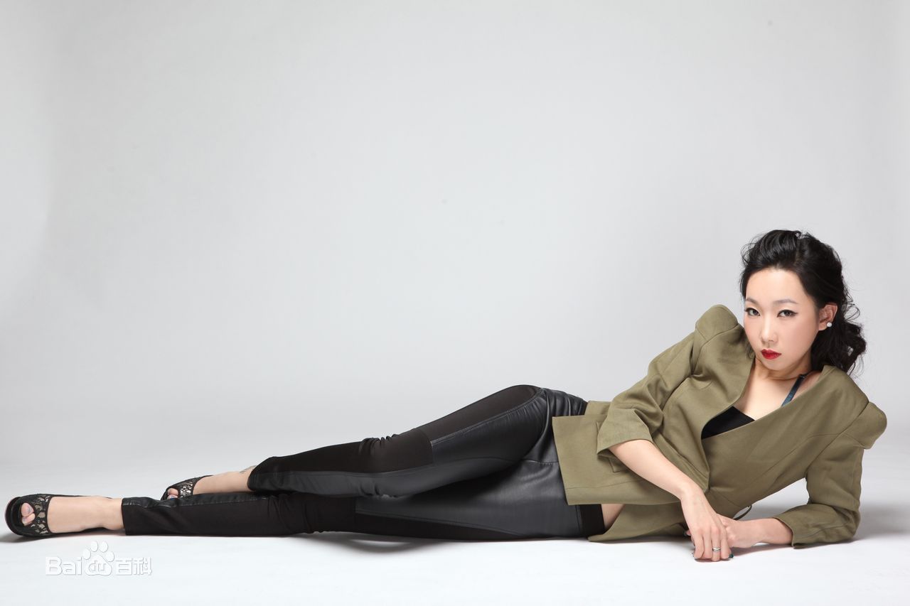 最全张绮烟素颜照