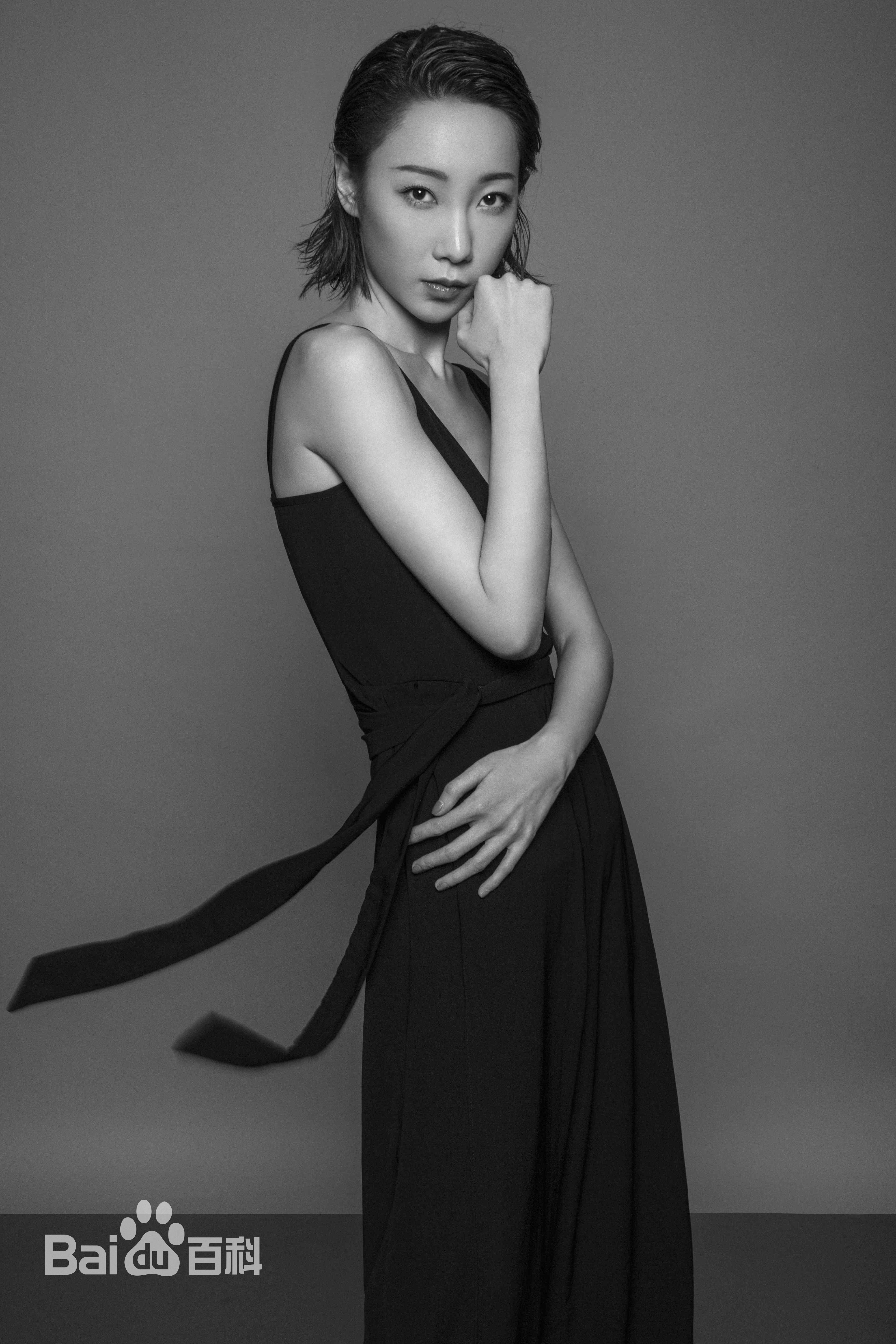 张绮烟最新个性图集