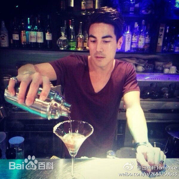 最优质白梓轩(Tom Bai)生活照