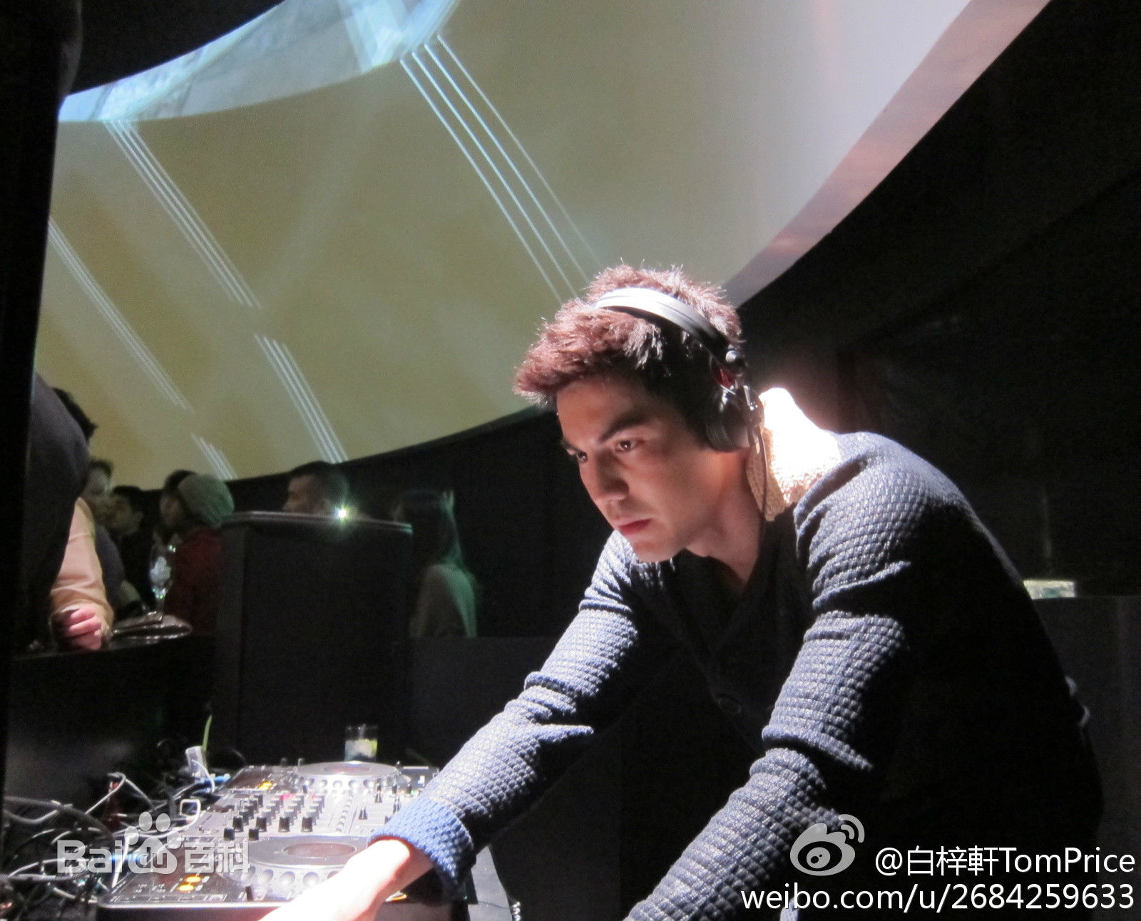 最优质白梓轩(Tom Bai)生活照