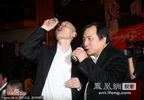 李晓华庆生现场前后照片