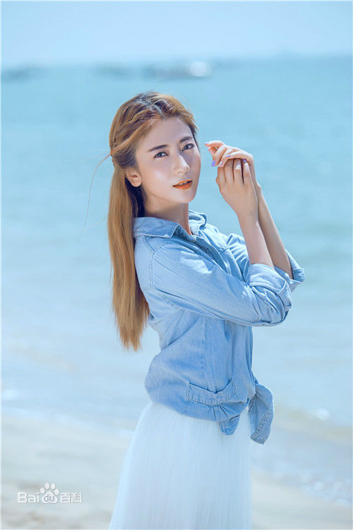 最全廖蔚蔚素颜照