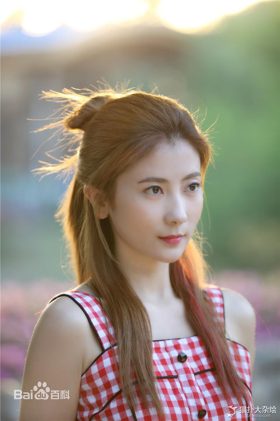 最新廖蔚蔚性感图片