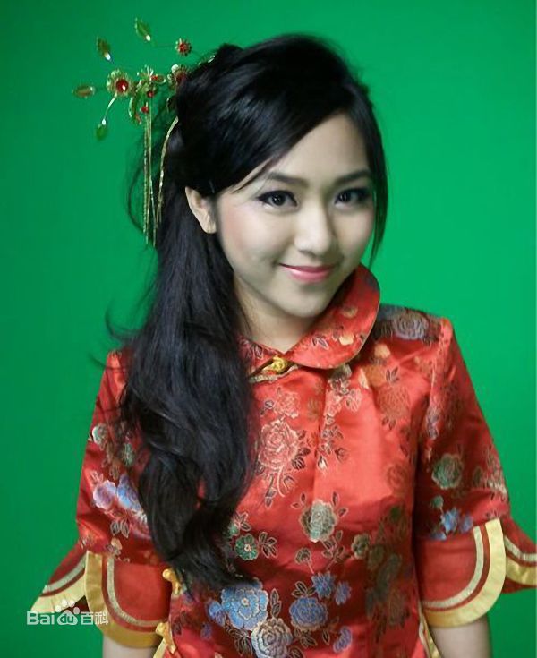 最优质林颕彤(Bella Lam)生活照