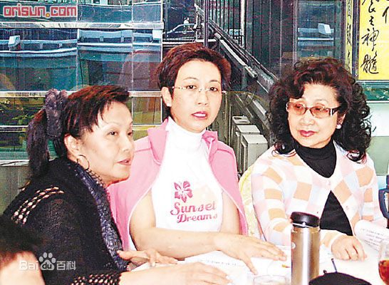 最新龙剑笙(Sabrina)性感图片