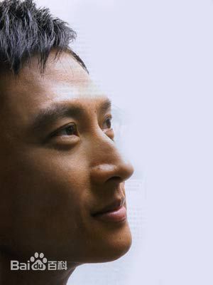 倪震(Joe Nieh)婚纱及生活照性感图片图集