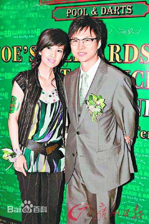 倪震(Joe Nieh)与周慧敏的照片性感图片图集