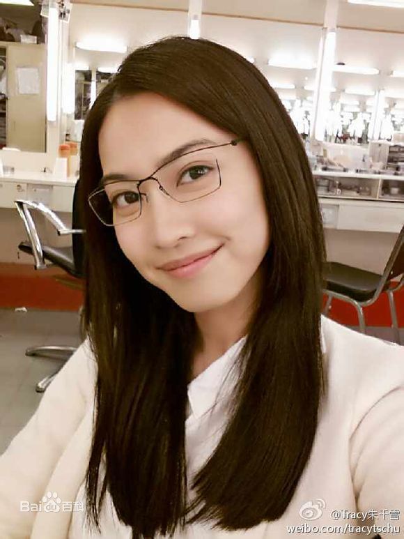 朱千雪(Tracy Chu)生活照素颜照相册