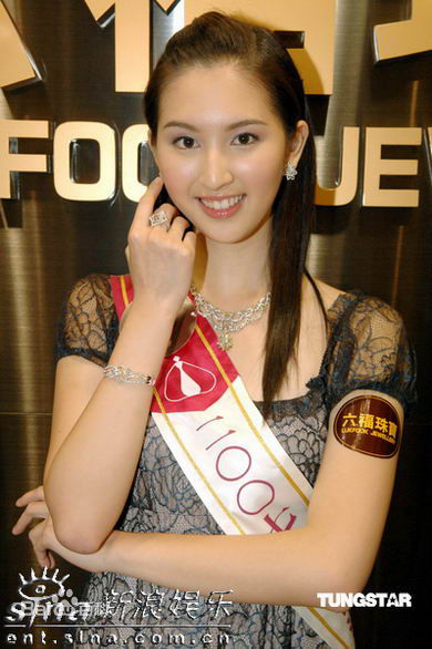 何傲儿(Lily Ho)最新壁纸