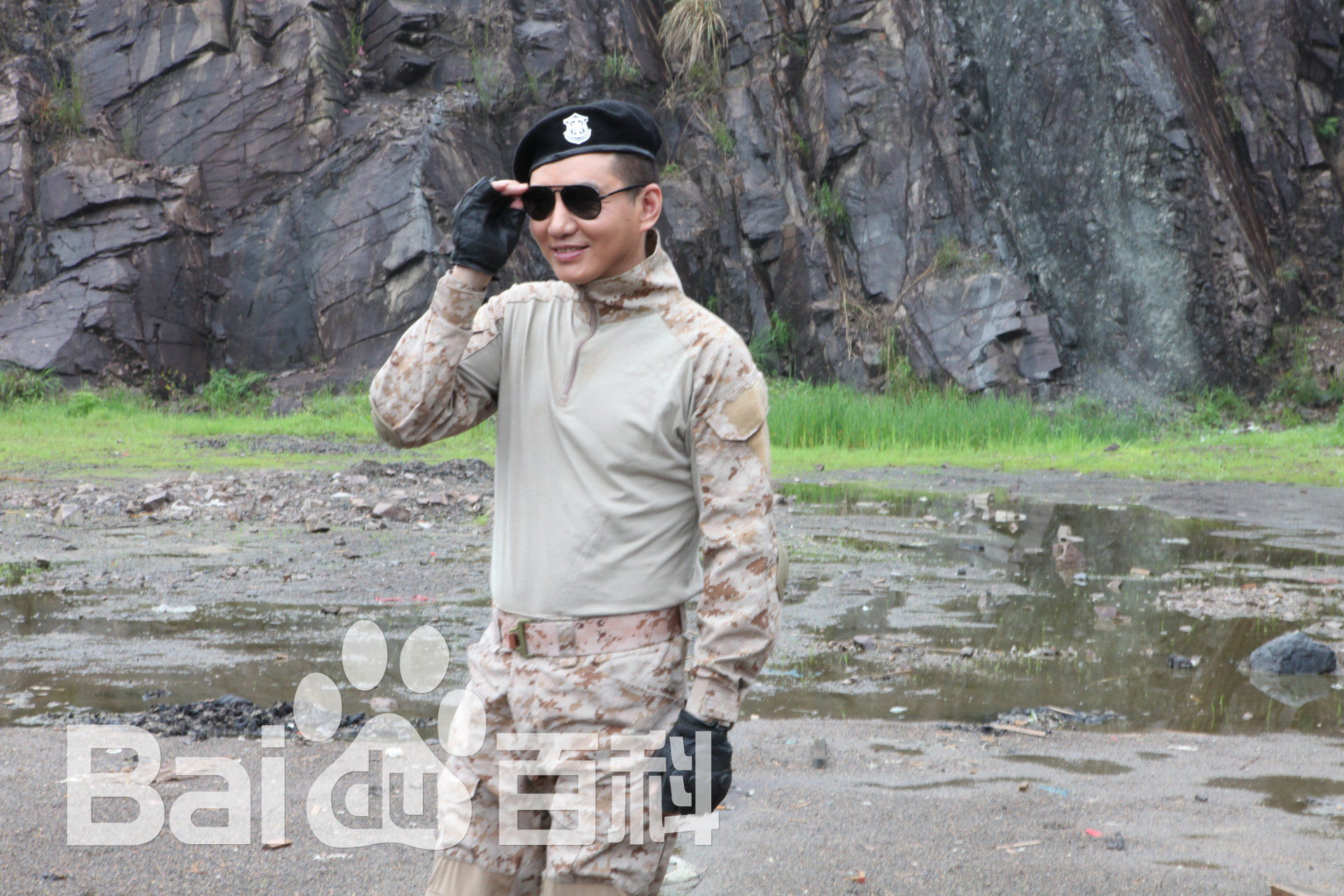 章小军(Zhang Xiao Jun)《神游上海滩》最优质剧照