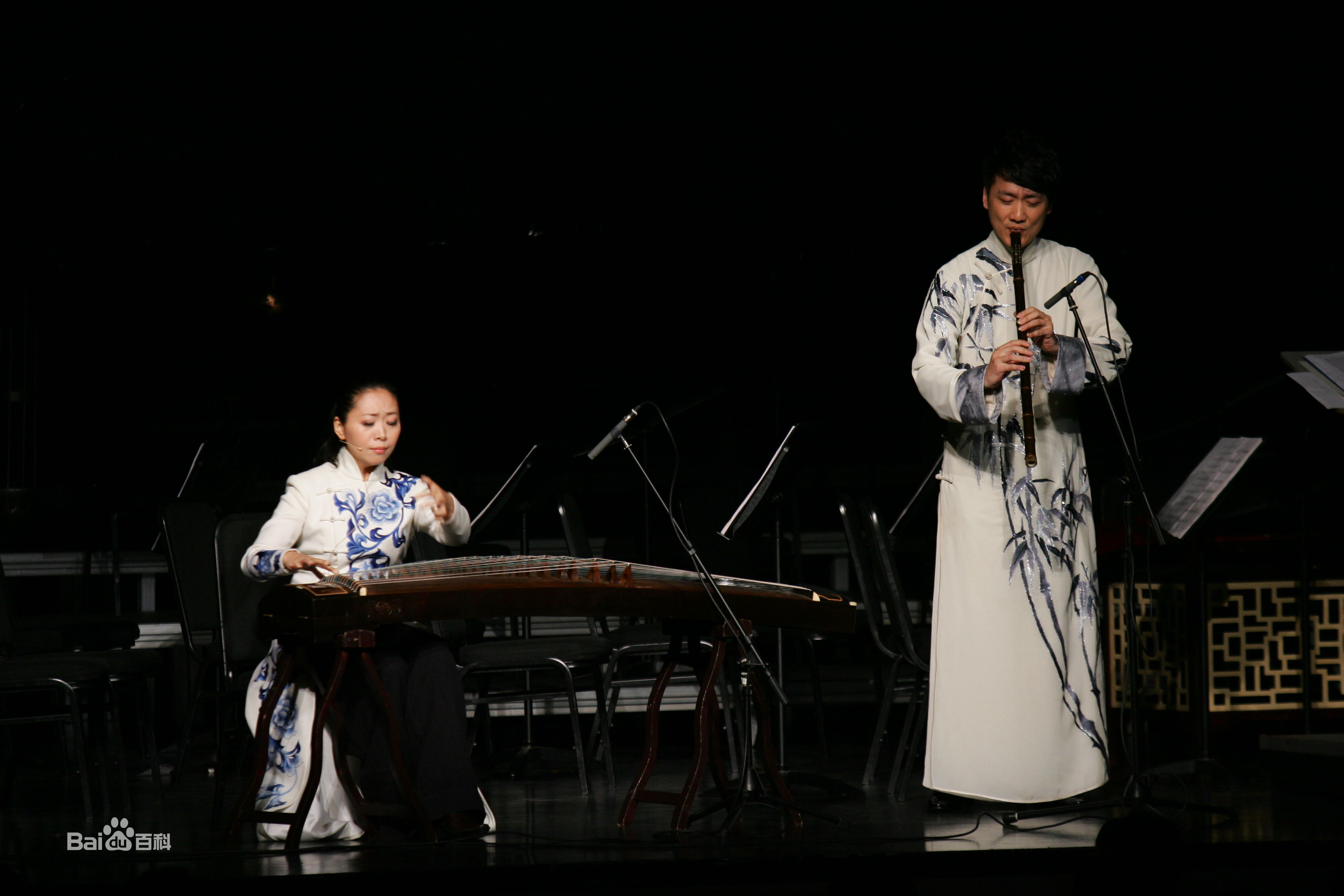 钱军独奏音乐会前后照片