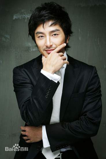 最新柳泰俊性感图片