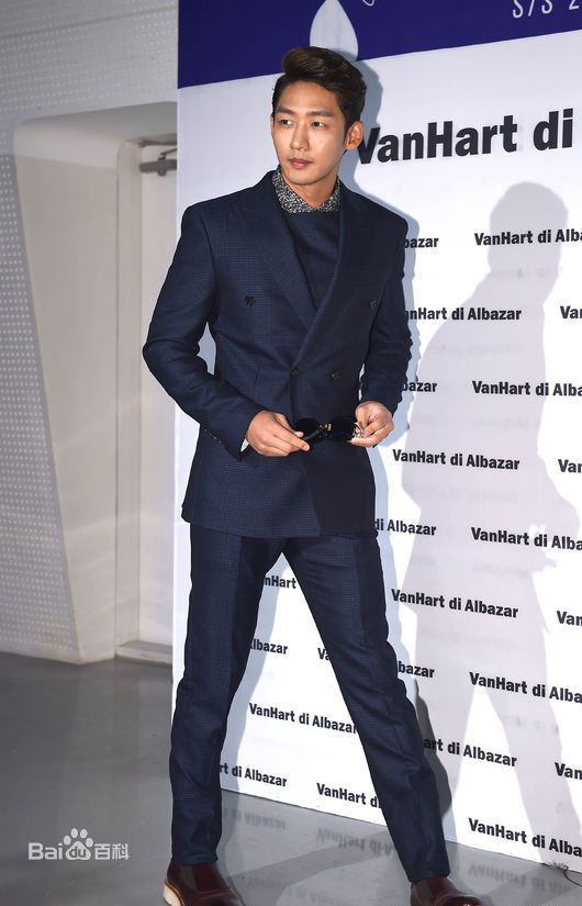 李泰成(Lee TaeSung/)出席活动前后照片