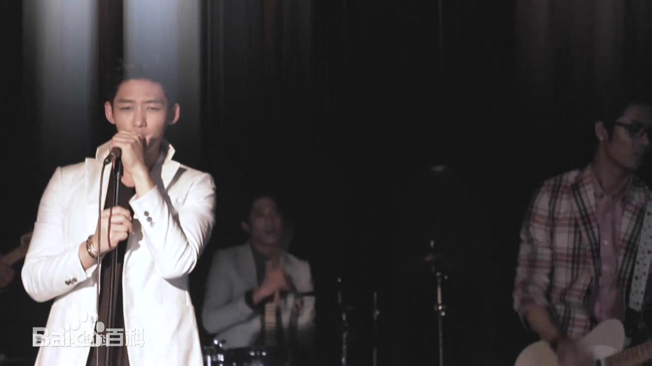 李泰成(Lee TaeSung/) MV作品前后照片