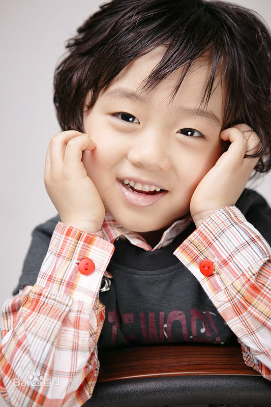 李炯锡()个人照片生活照相册