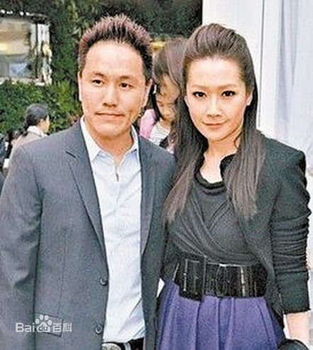 关心妍(Jade Kwan)与老公的浪漫图册