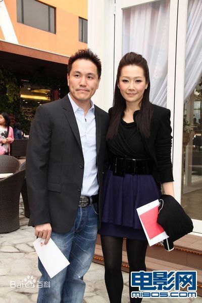 关心妍(Jade Kwan)与老公的浪漫图册