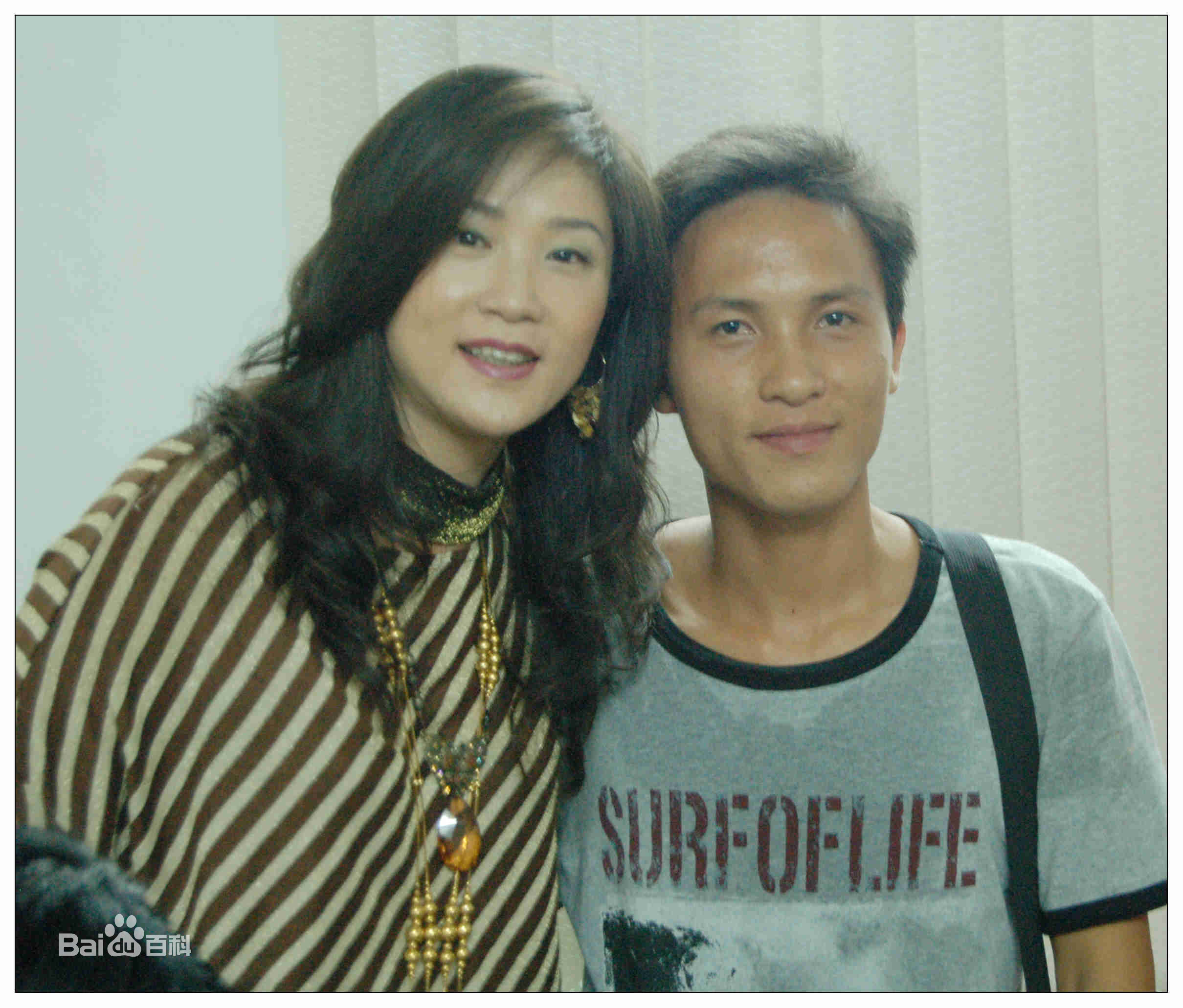 袁洁仪(Kiwi)出席活动壁纸壁纸