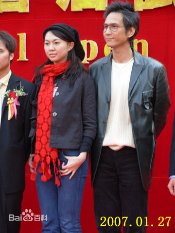 袁洁仪(Kiwi)出席活动壁纸壁纸