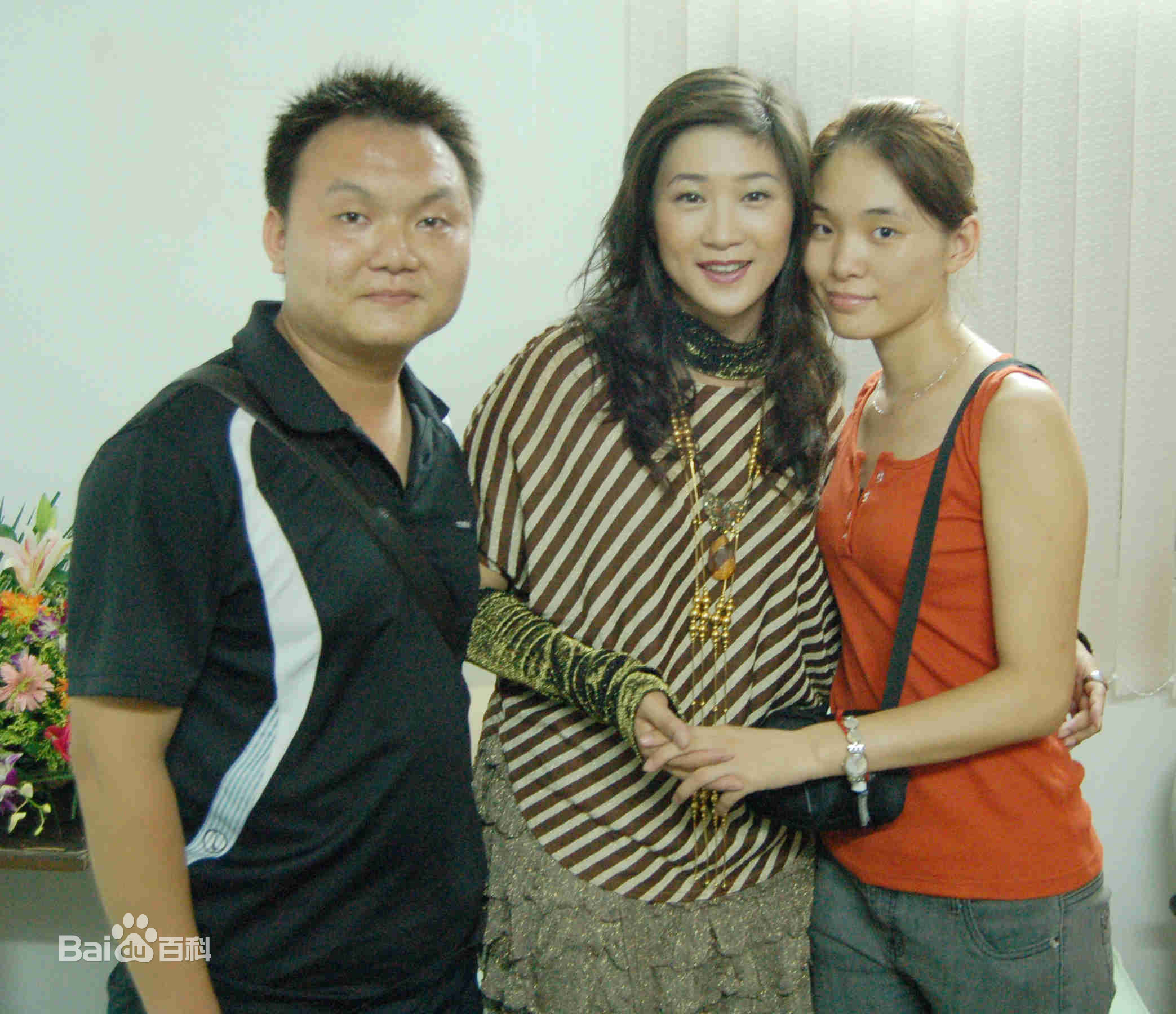 袁洁仪(Kiwi)出席活动壁纸壁纸