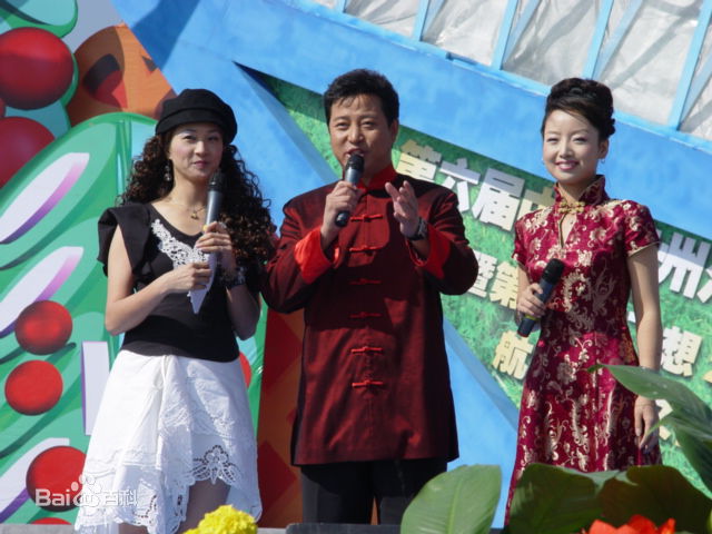 袁洁仪(Kiwi)出席活动壁纸壁纸