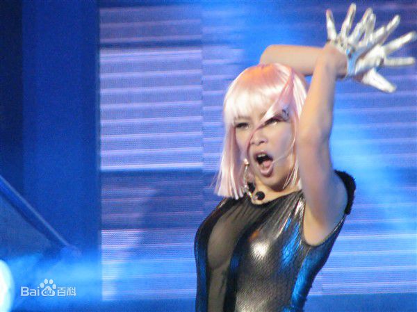 温岚(Landy Wen)音乐之声Top排行榜颁奖典礼前后照片