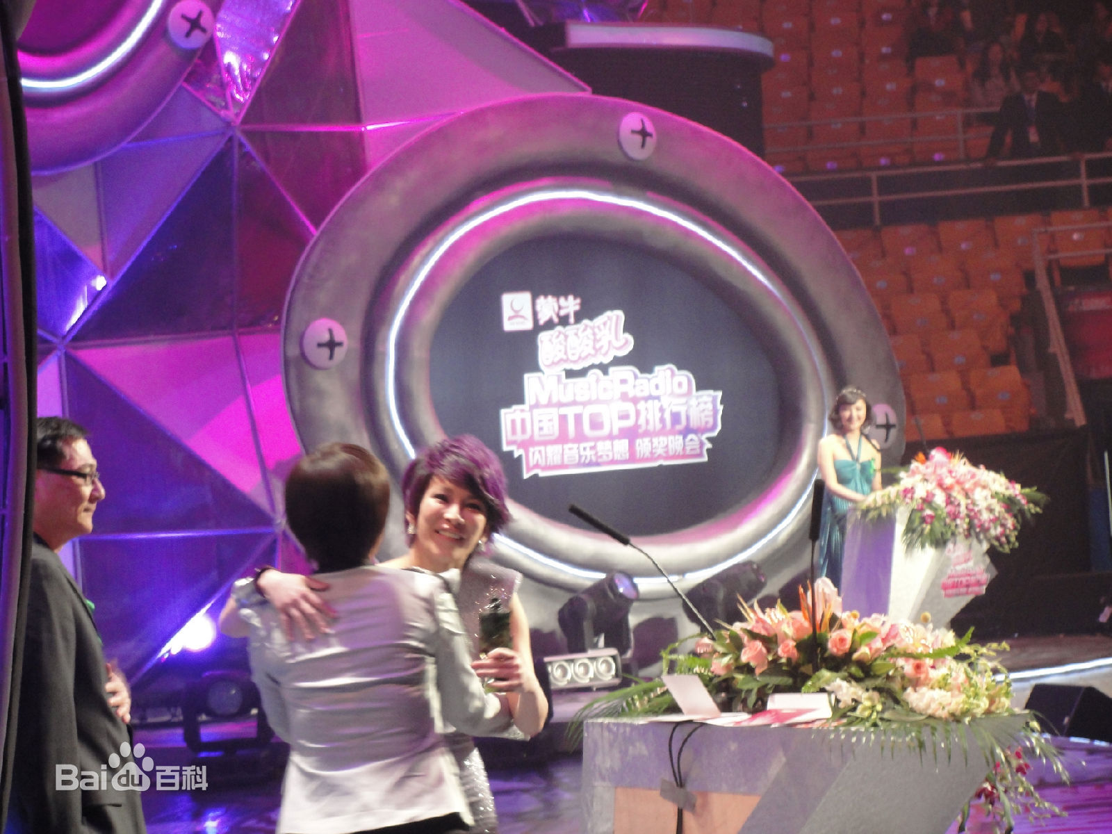 温岚(Landy Wen)音乐之声Top排行榜颁奖典礼前后照片