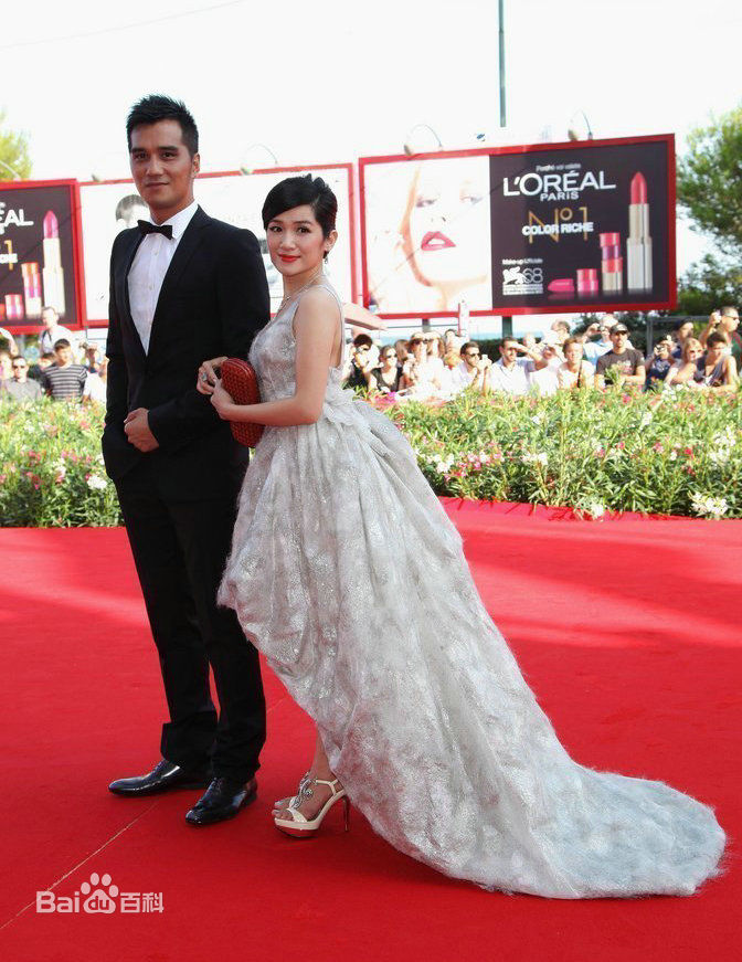 最新温岚(Landy Wen)精彩图册