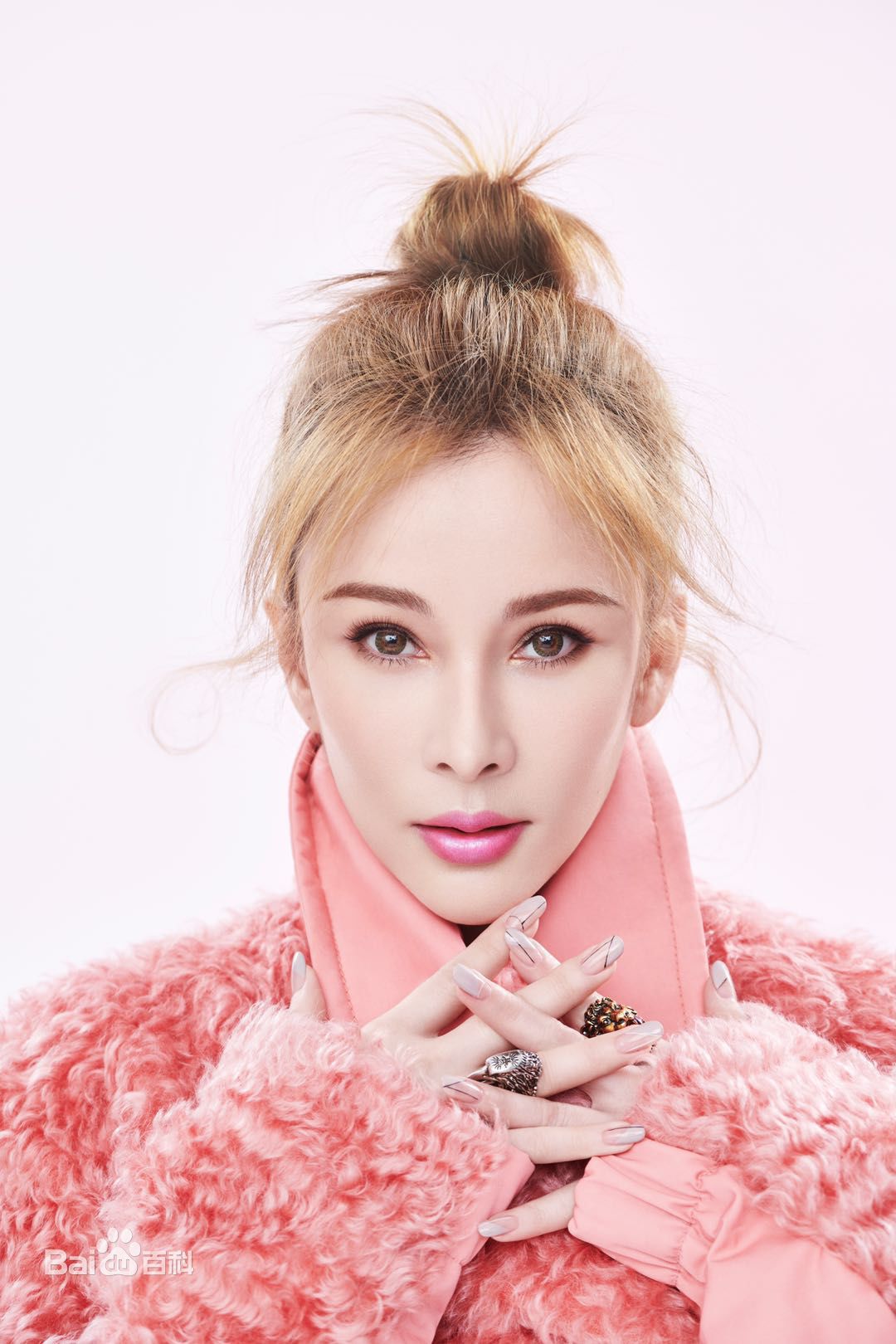 高清温岚(Landy Wen)图片