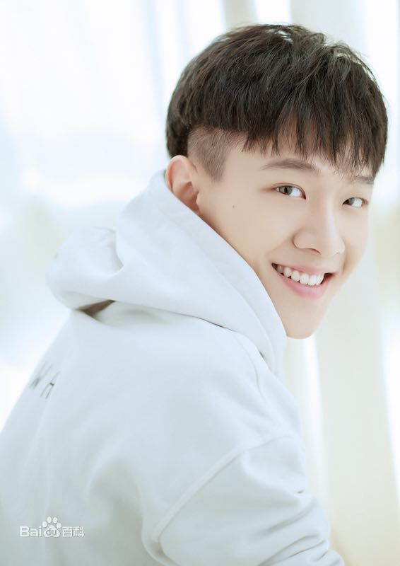 最全张琛素颜照