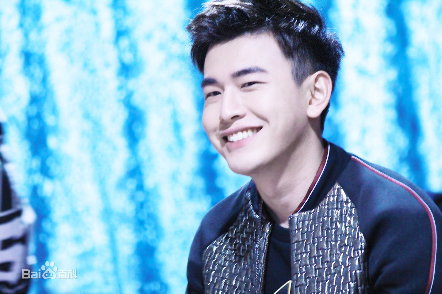 孔垂楠(Korn)活动图性感图片图集