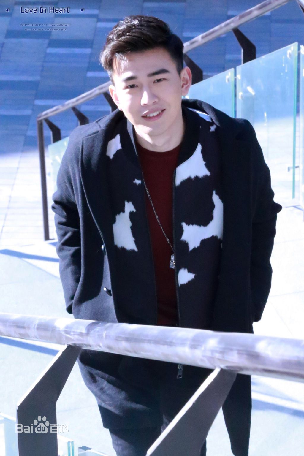 孔垂楠(Korn)最新个人壁纸