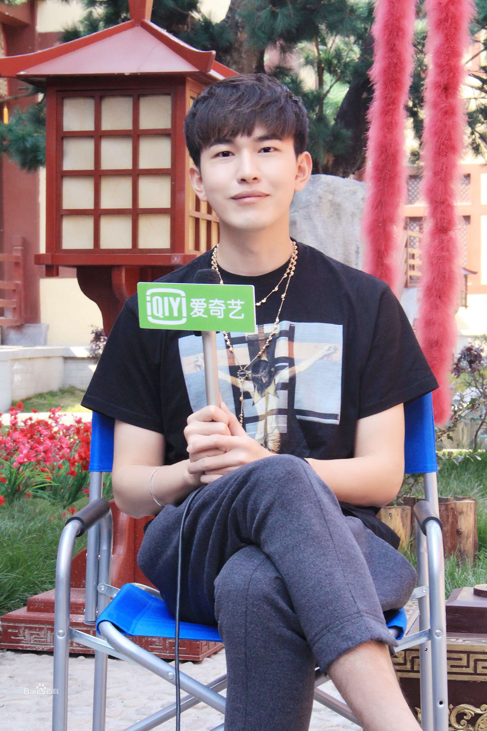 孔垂楠(Korn)媒体采访生活照