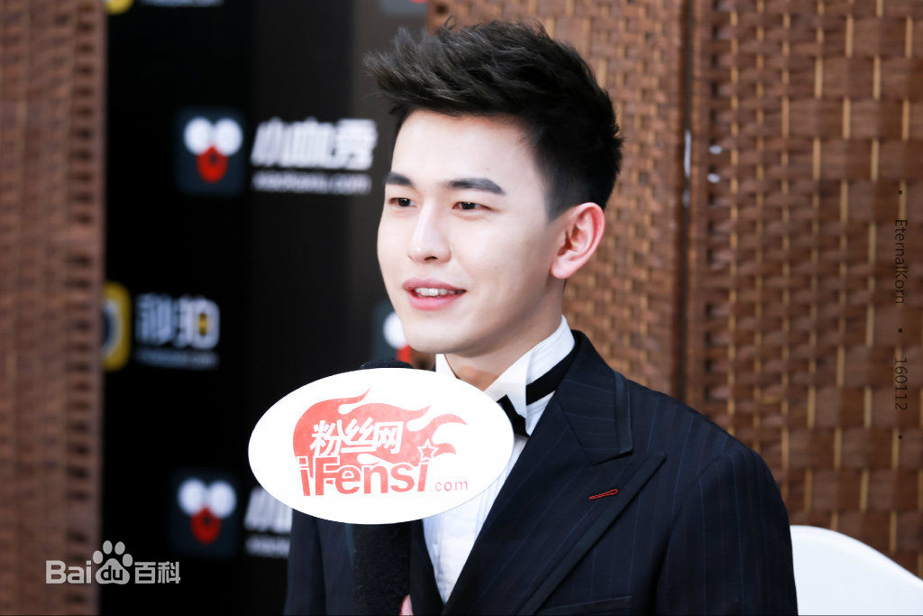 孔垂楠(Korn)媒体采访生活照