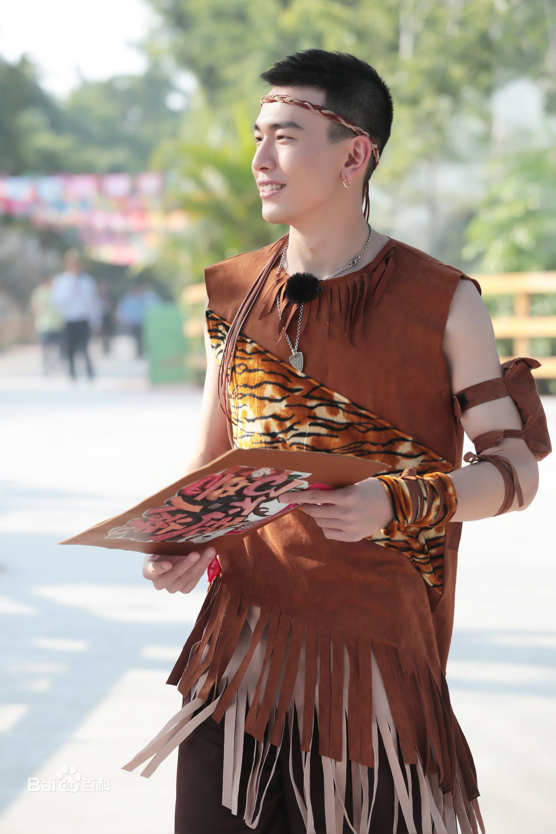 孔垂楠(Korn)了不起的兽人族壁纸壁纸